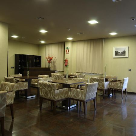 Hotel Dinastia Getafe Esterno foto
