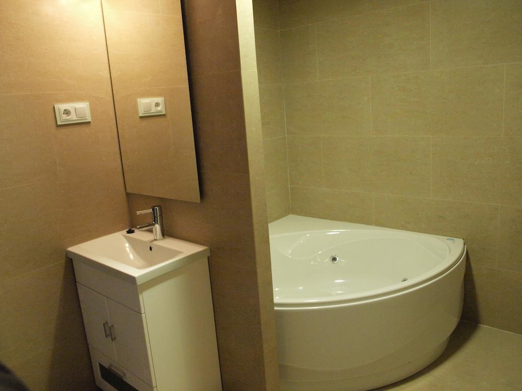 Hotel Dinastia Getafe Esterno foto